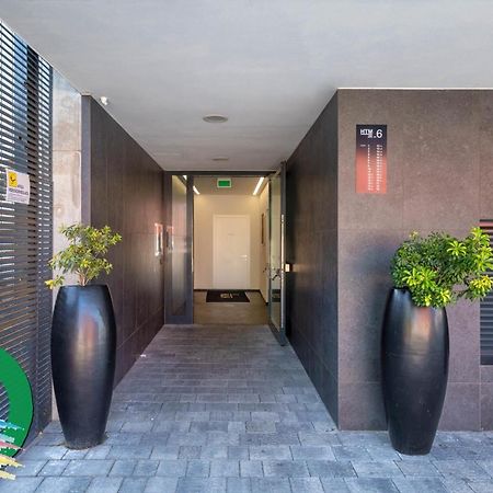 Sky Tower Suite Mestre Luaran gambar