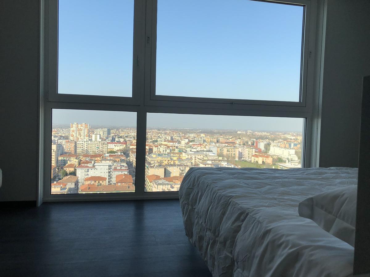 Sky Tower Suite Mestre Luaran gambar