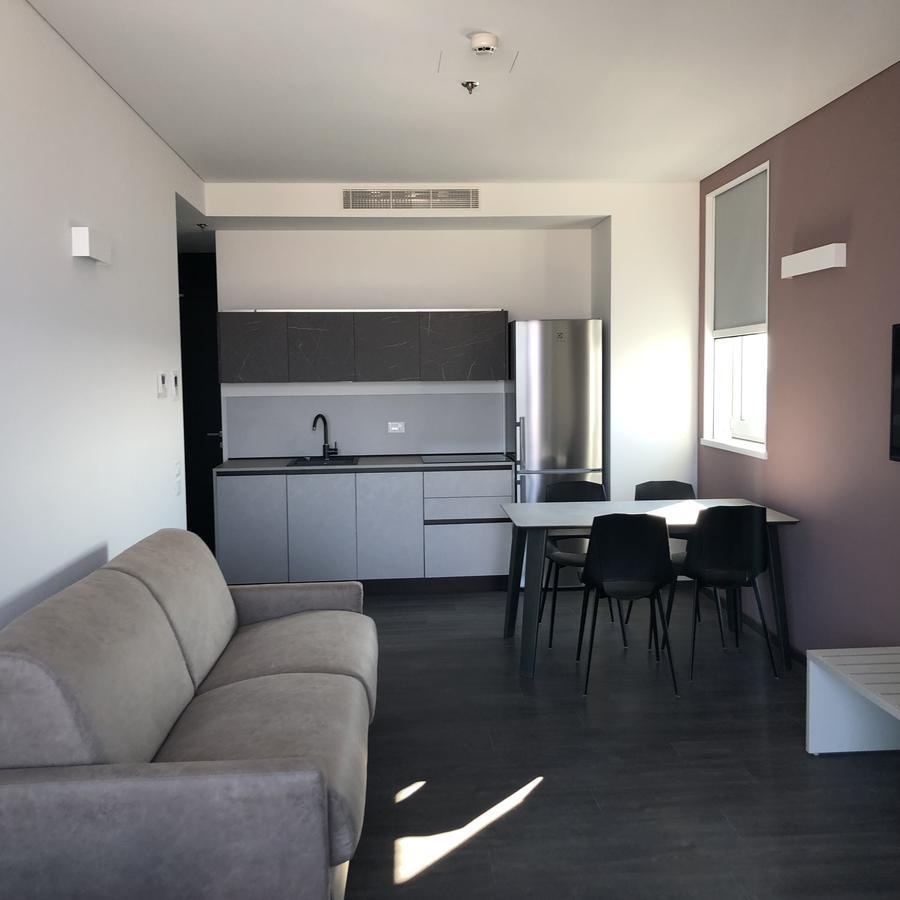 Sky Tower Suite Mestre Luaran gambar
