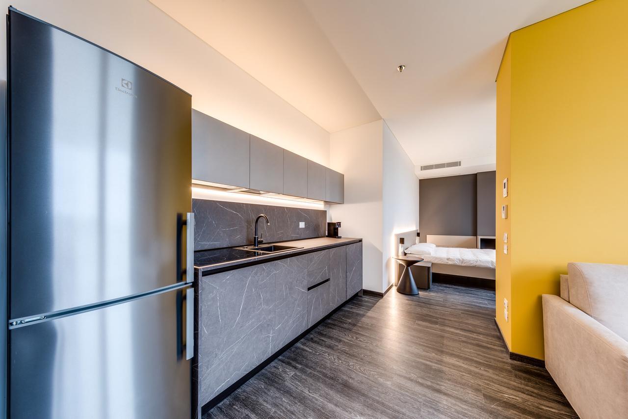 Sky Tower Suite Mestre Luaran gambar