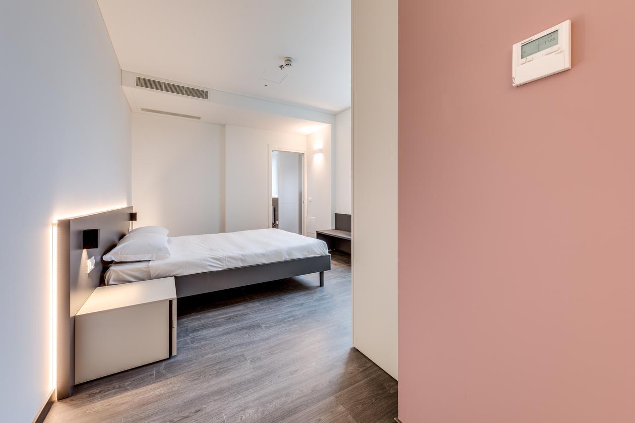 Sky Tower Suite Mestre Luaran gambar