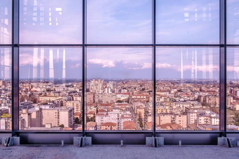Sky Tower Suite Mestre Luaran gambar